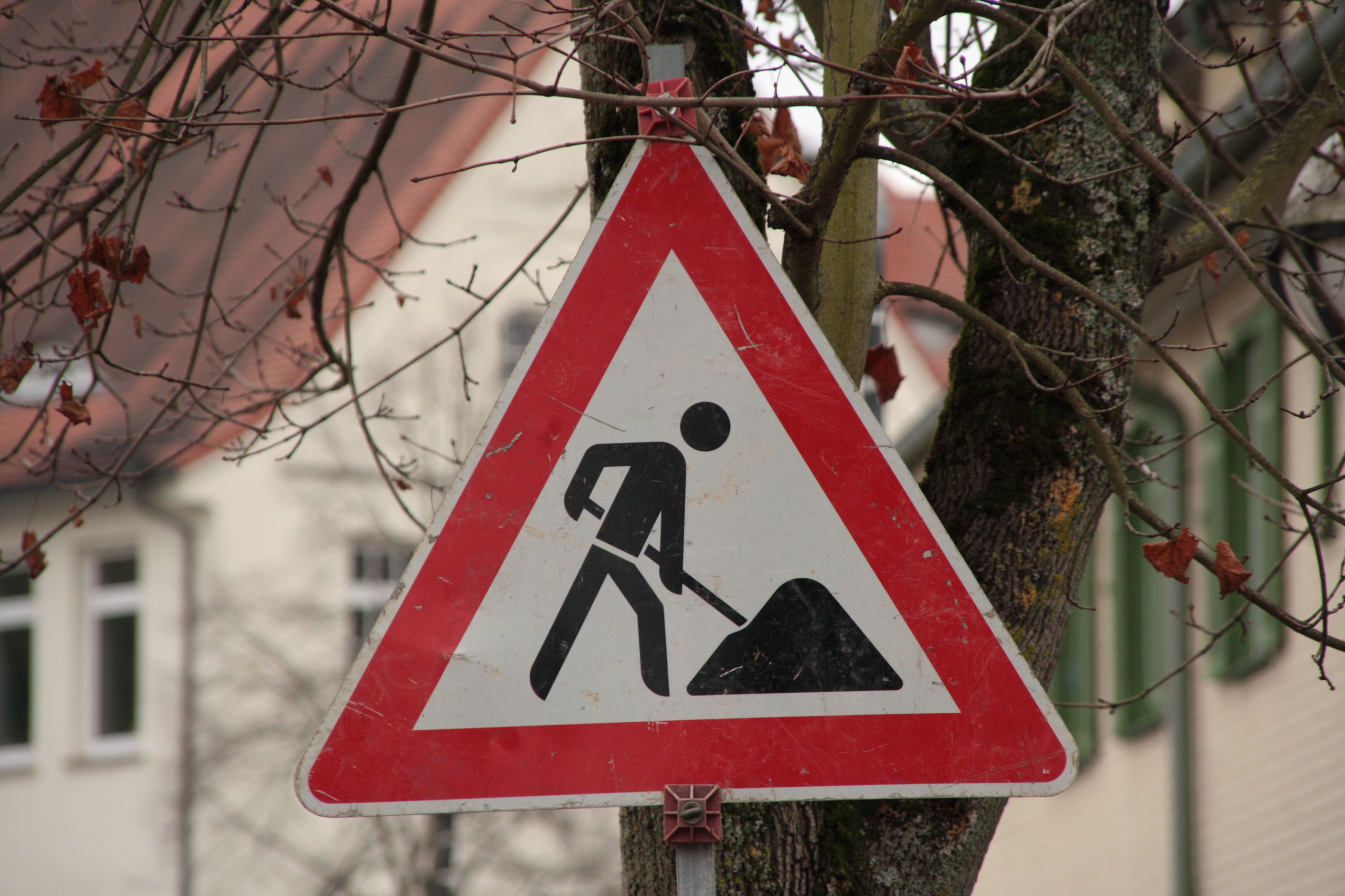 Verkehrszeichen Achtung Baustelle